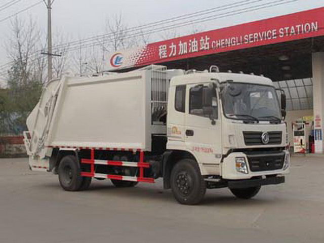东风御虎压缩式垃圾车